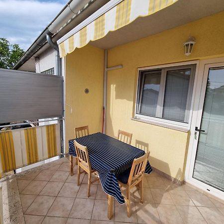 Apartmani Sojka Ровин Екстериор снимка