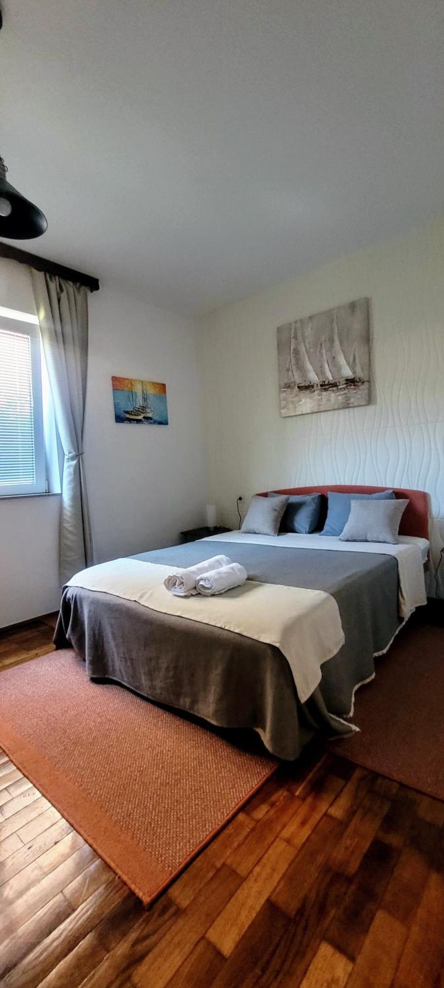 Apartmani Sojka Ровин Екстериор снимка